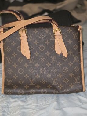 Louis Vuitton Monogram Canvas Tote with Natural Vachetta Trim